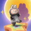 Boîte aveugle de pendentif en peluche en vinyle de la série Big Into Energy des MONSTRES Boîte aveugle de pendentif en peluche en vinyle de la série Big Into Energy des MONSTRES