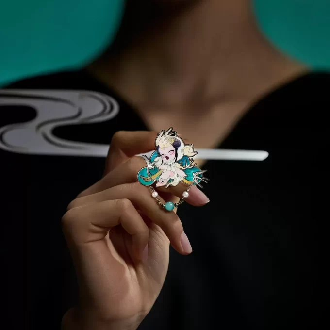 Broche de poitrine de la série Mirage de SKULLPANDA