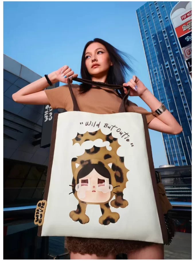 CRYBABY Wild But Cutie Series – Sac à bandoulière CRYBABY Wild But Cutie Series – Sac à bandoulière