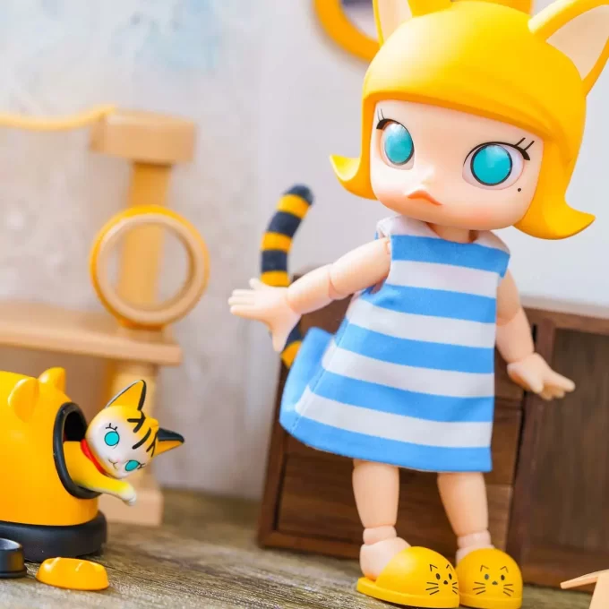 Figurine articulée MOLLY Cat In The Box