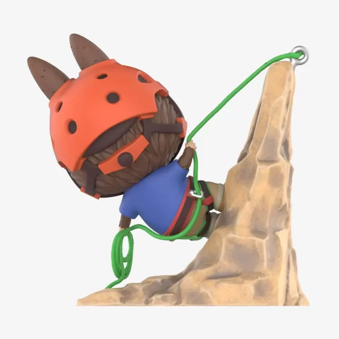 Figurine grimpeur LABUBU