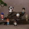 Figurines de la série Hirono × CLOT