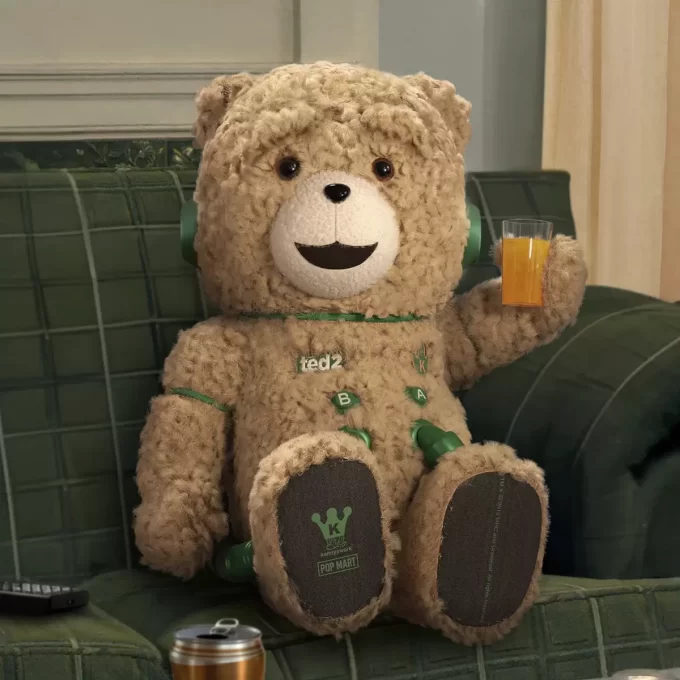 MÉGA ESPACE MOLLY 400% Ted 2 MÉGA ESPACE MOLLY 400% Ted 2
