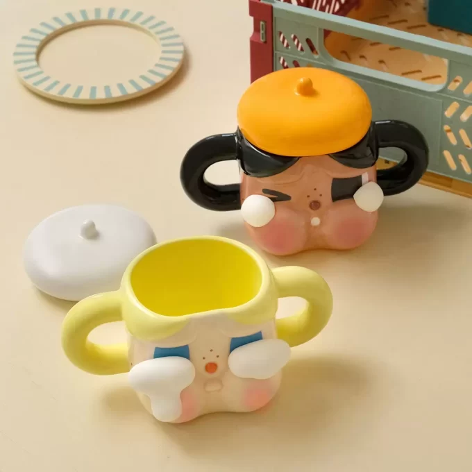 Série CRYBABY Sad Club – Tasse en céramique (dorée)