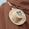 SÉRIE LES MONSTRES TOMBERENT À L’ÉTAT SAUVAGE – Mini sac à chapeau bob, boîte à bijoux SÉRIE LES MONSTRES TOMBERENT À L’ÉTAT SAUVAGE – Mini sac à chapeau bob, boîte à bijoux