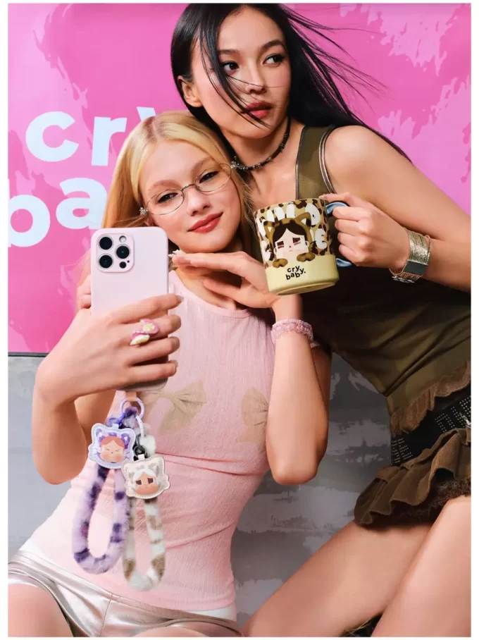 Tasse de la série CRYBABY Wild But Cutie